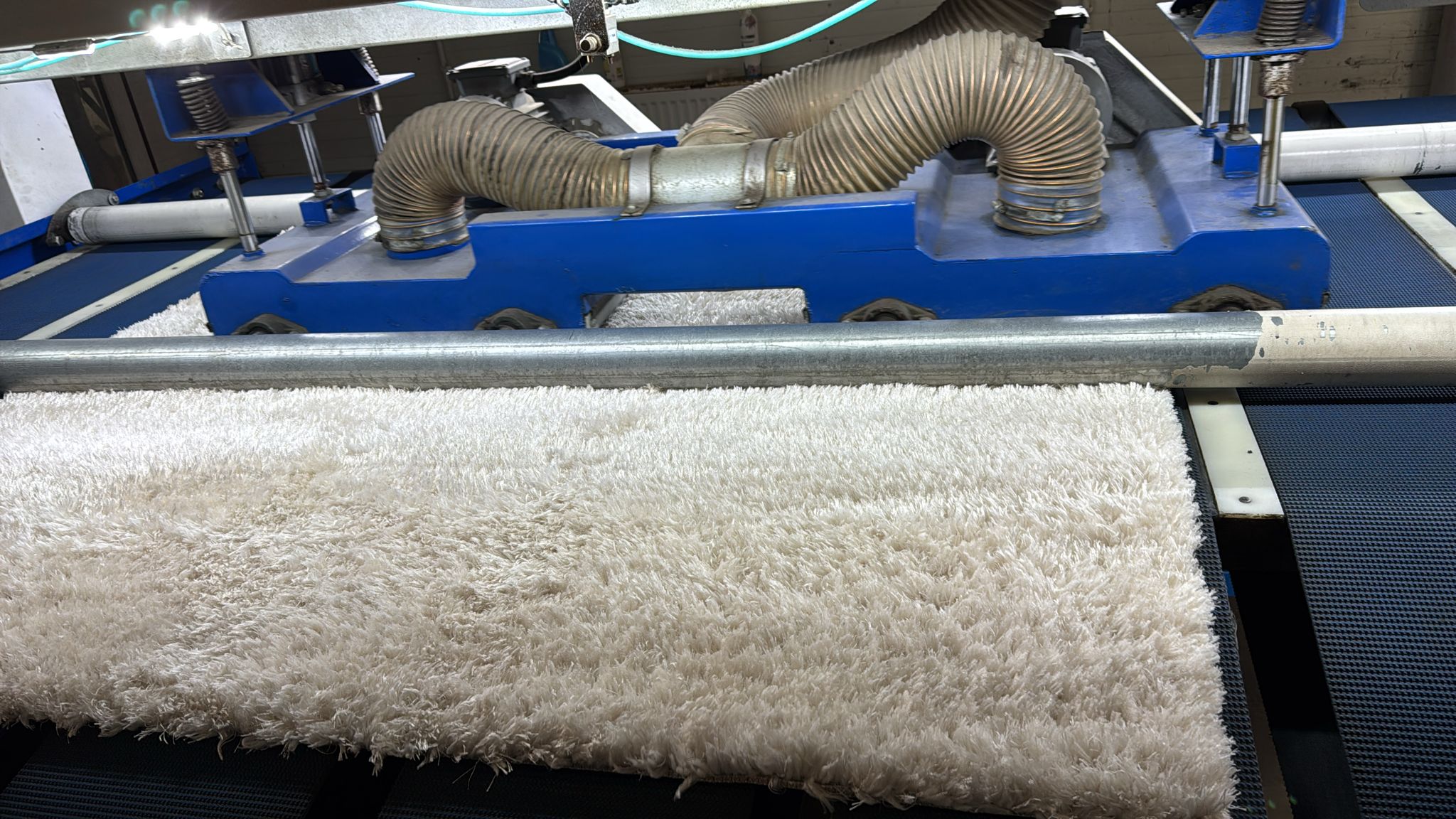 Covor spălat profesional pe bandă